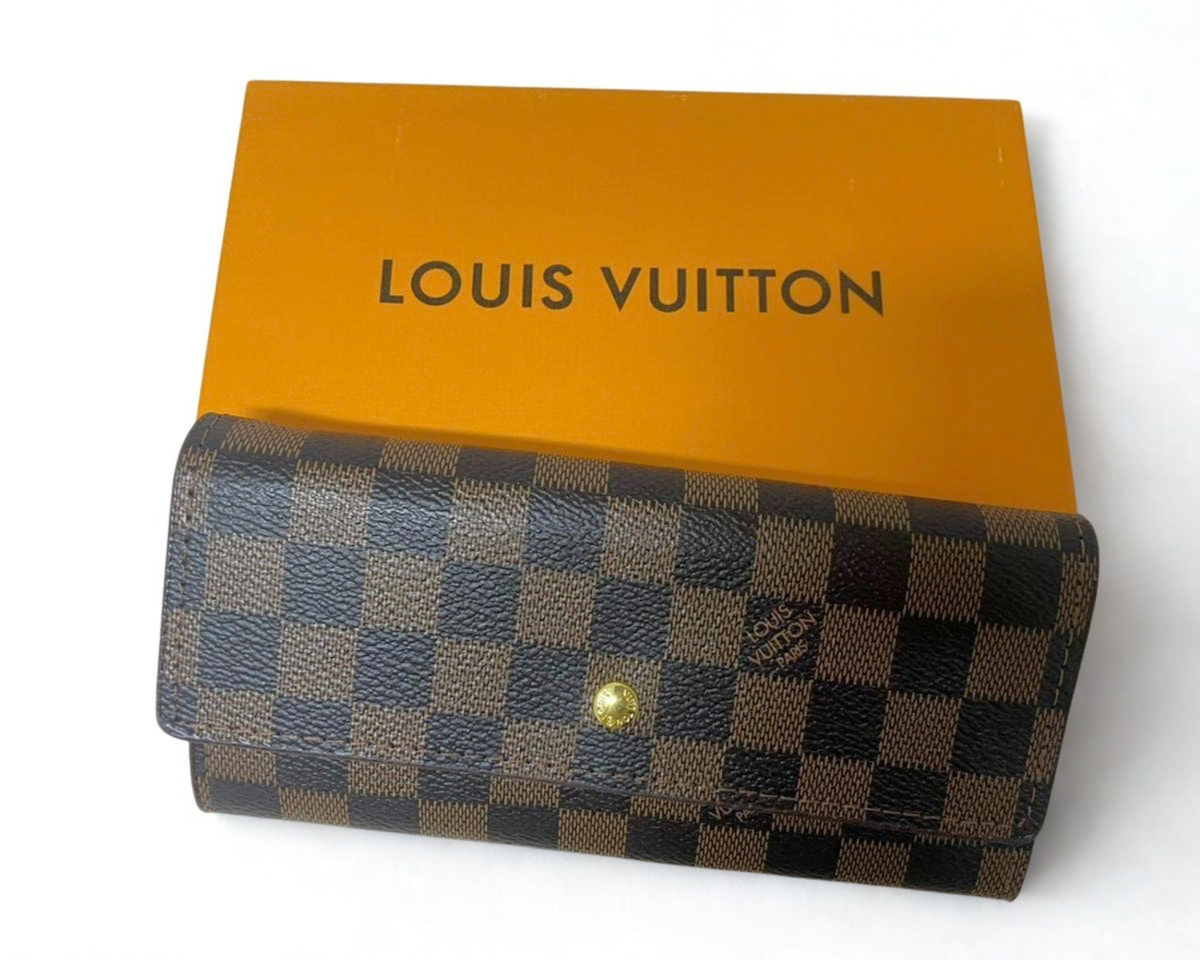 Louis Vuitton Portefeuille Sarah Damier Ebene Long Wallet