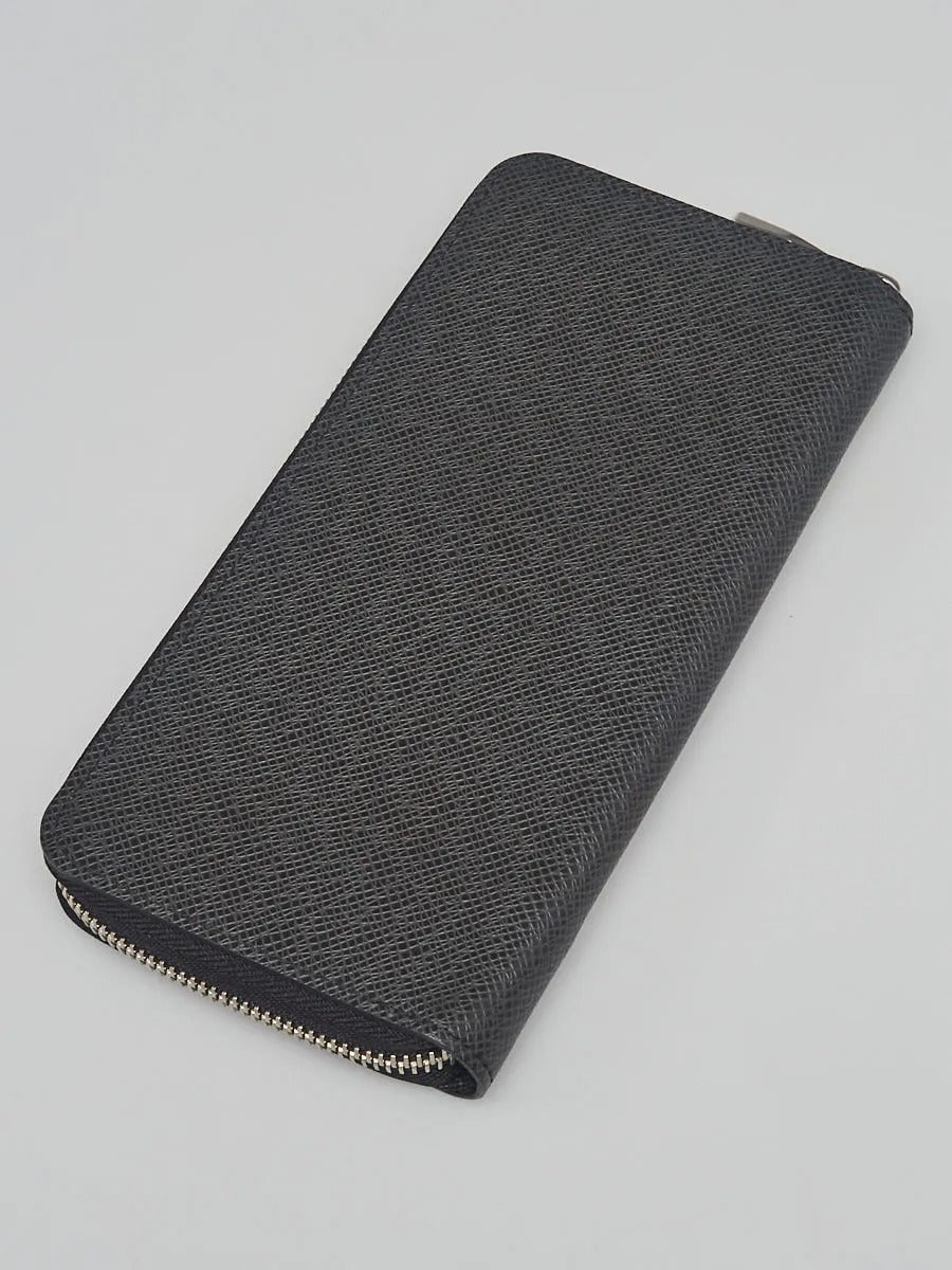 Louis Vuitton Zippy Vertical Wallet — Black Taiga Leather (M32837)